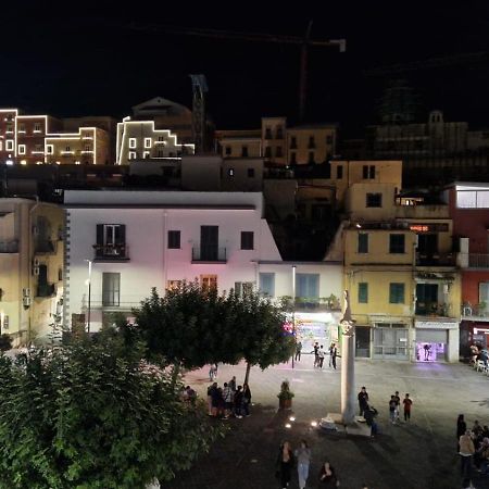 Centro Storico Bed E Breakfast Bed & Breakfast Pozzuoli Exterior photo